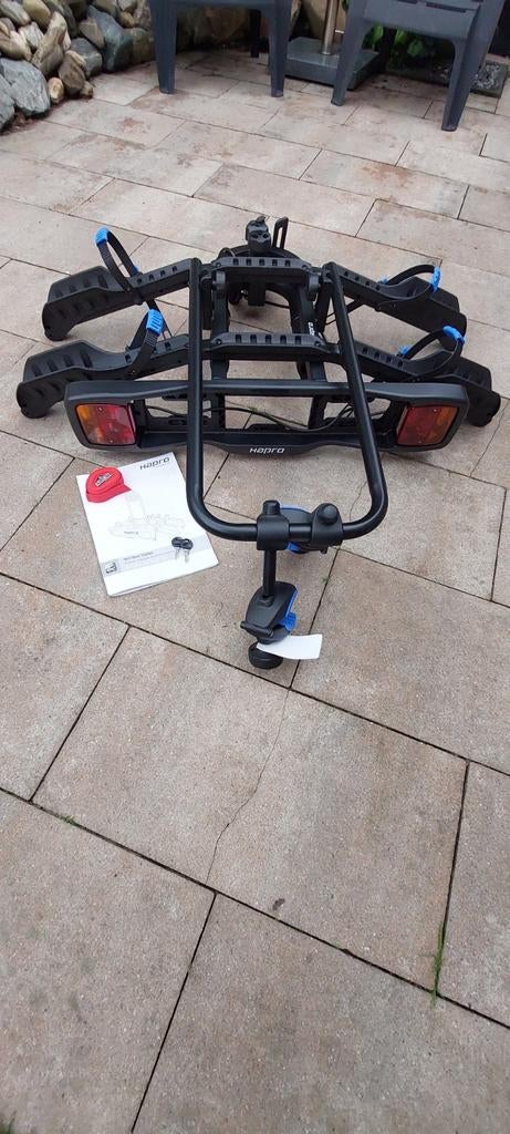 Nieuwe fietsendrager met handleiding en sleutels, Ophalen, 2 fietsen, Nieuw, Trekhaakdrager