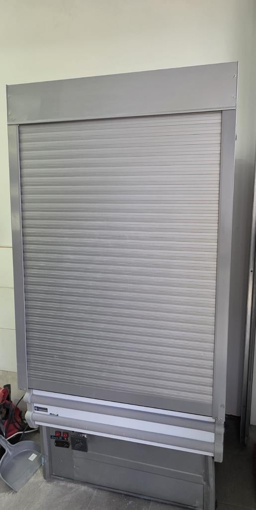 Professionele Koelvitrine met Rolluik, 200 liter of meer, 60 cm of meer, Zonder vriesvak, Gebruikt