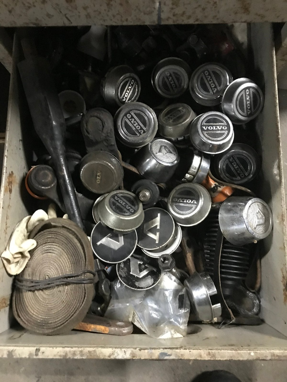 Originele gebruikte Volvo velg naafdoppen, Auto-onderdelen, Ophalen of Verzenden, Volvo
