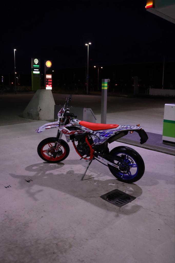 Beta rr50 sport 2025, Fietsen en Brommers, Brommers | Schadebrommers, Overige merken, Ophalen