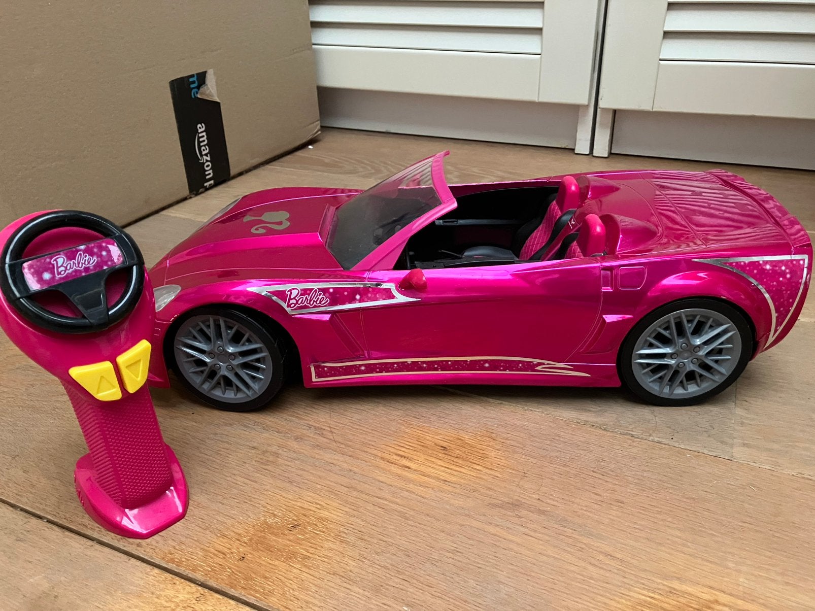 Barbie auto roze metallic cabrio afstandsbediening besturen, Ophalen of Verzenden, Gebruikt, Toebehoren