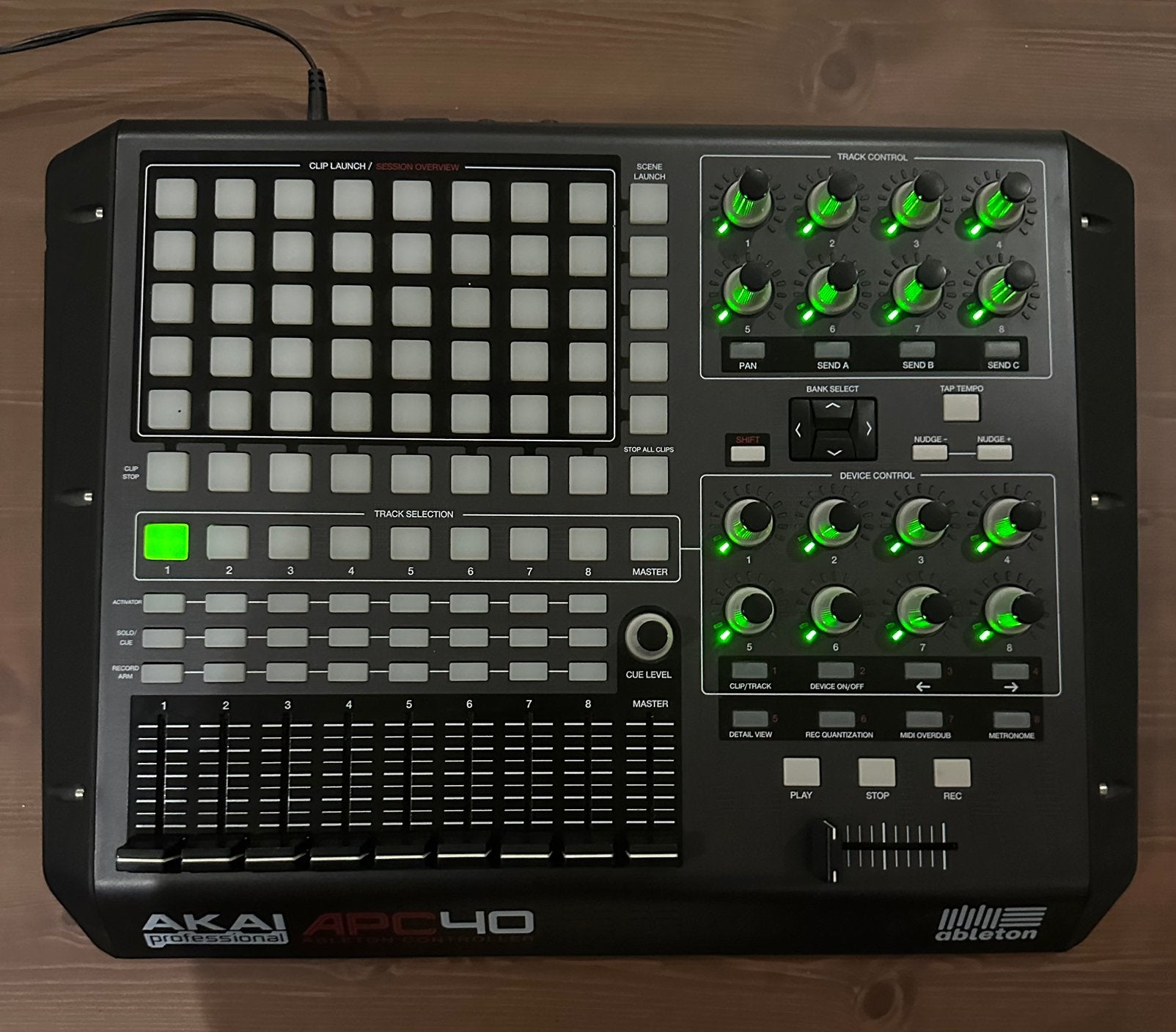 Akai APC40, Muziek en Instrumenten, Ophalen of Verzenden, Zo goed als nieuw