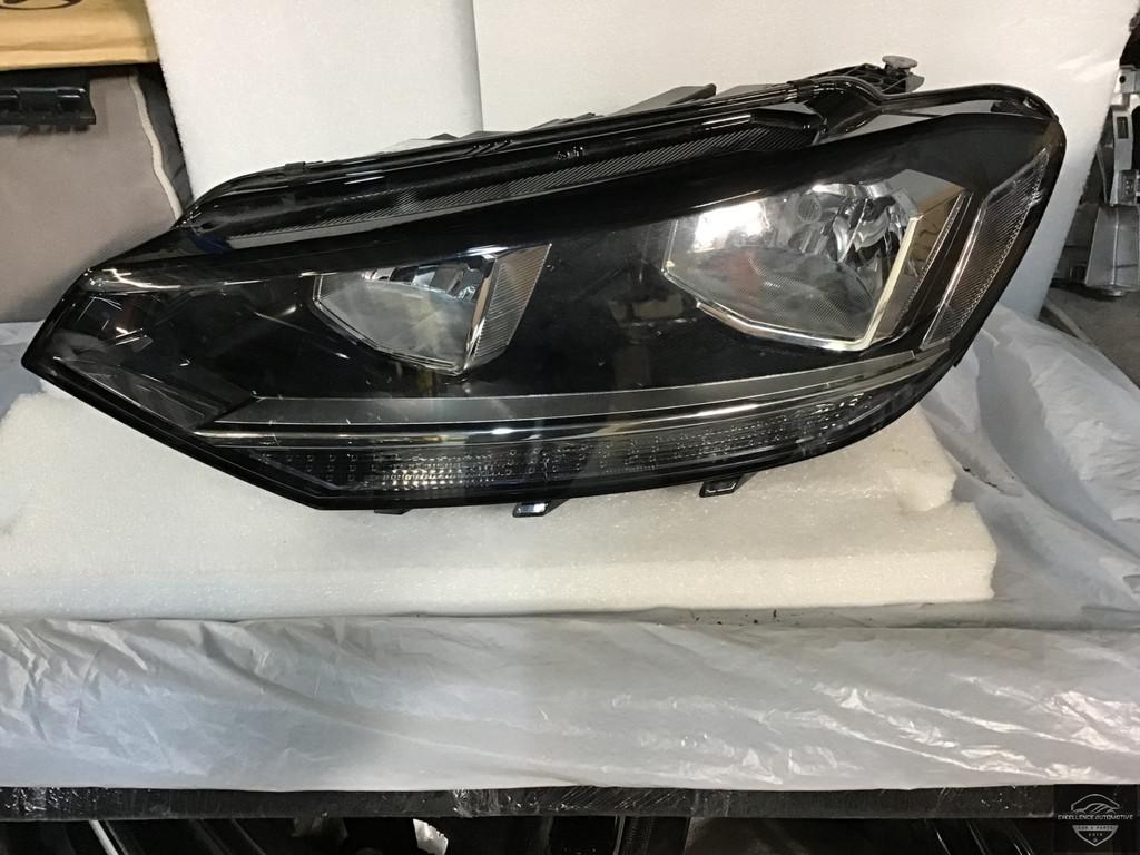 VW Touran 5T 5TA 2015+ Halogeen H7 Koplamp Links 5TB941005C, Auto-onderdelen, Gebruikt, Volkswagen, Volkswagen AG, Berliner Ring 2
38440  Wolfsburg, DE