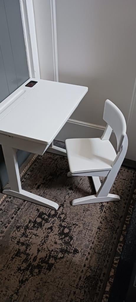 Kinderlessenaar Vintage., Kinderen en Baby's, Kinderkamer | Tafels en Stoelen, Ophalen, Stoel(en)