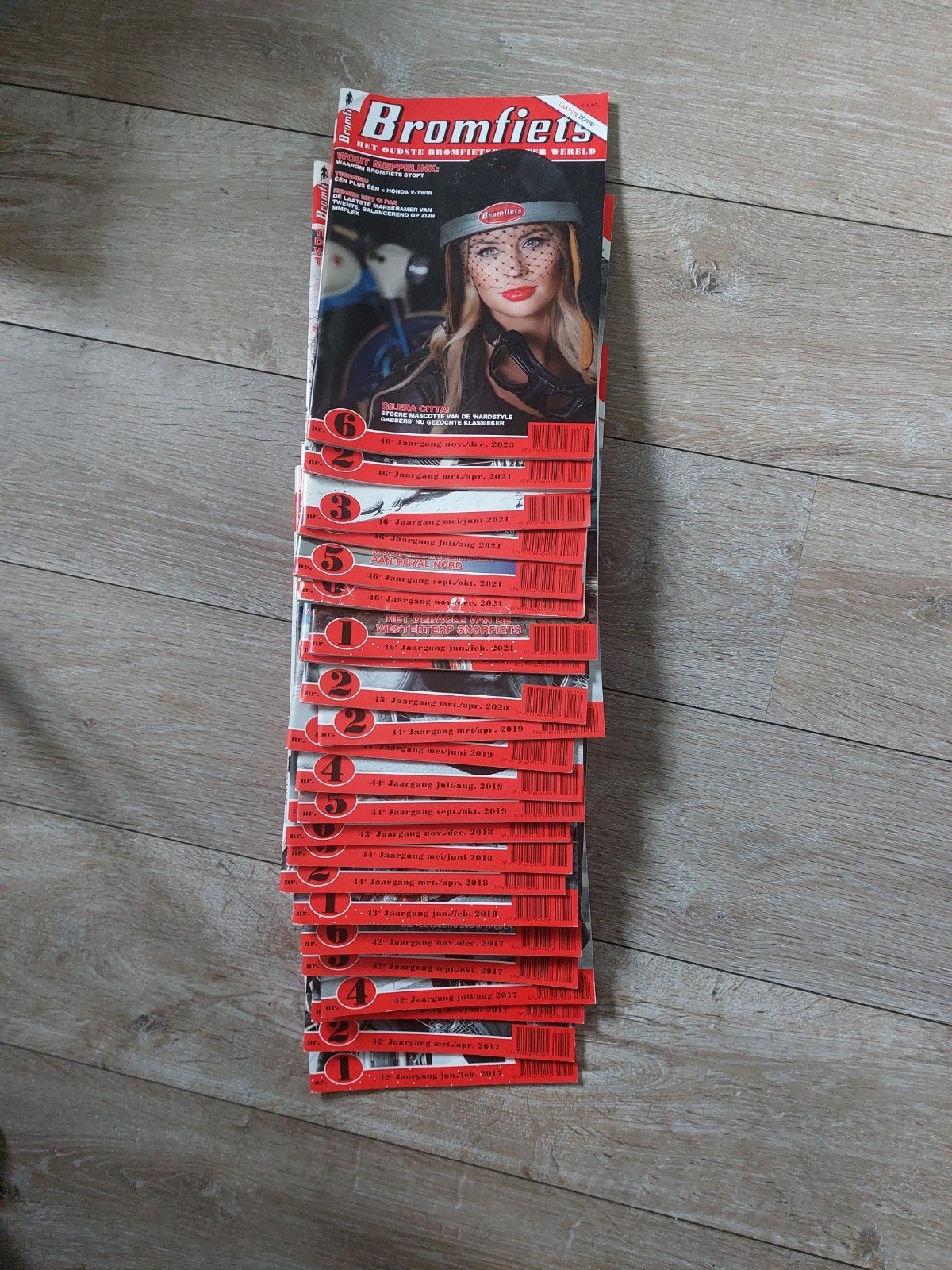 Stapel Bromfiets tijdschriften diverse jaargangen, Boeken, Tijdschriften en Kranten, Ophalen of Verzenden, Gelezen
