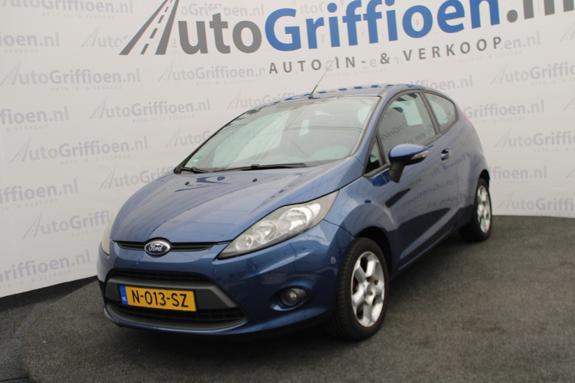 Ford Fiesta 1.25 Trend nette hatchback met airco (bj 2010), Auto's, Voorwielaandrijving, Stof, 4 cilinders, Bedrijf