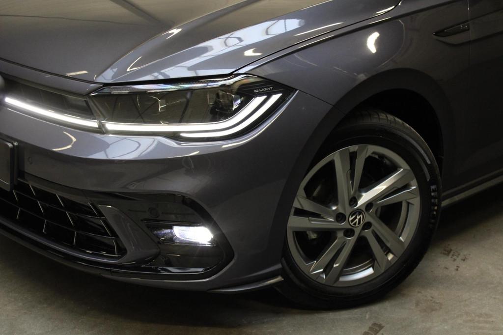 Volkswagen POLO 1.0 TSI R-Line ACC CARPLAY CAMERA NAVI IQ, Stof, Gebruikt, 95 pk, Met garantie (alle)