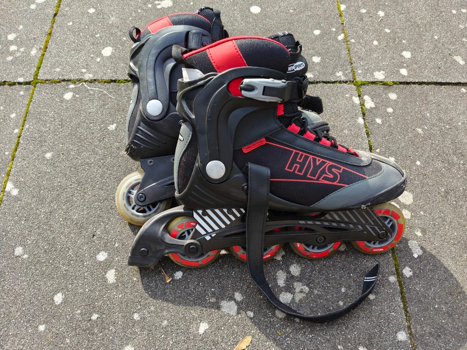 HYS Inline Skates - Maat 44 - Zwart/Rood, Ophalen