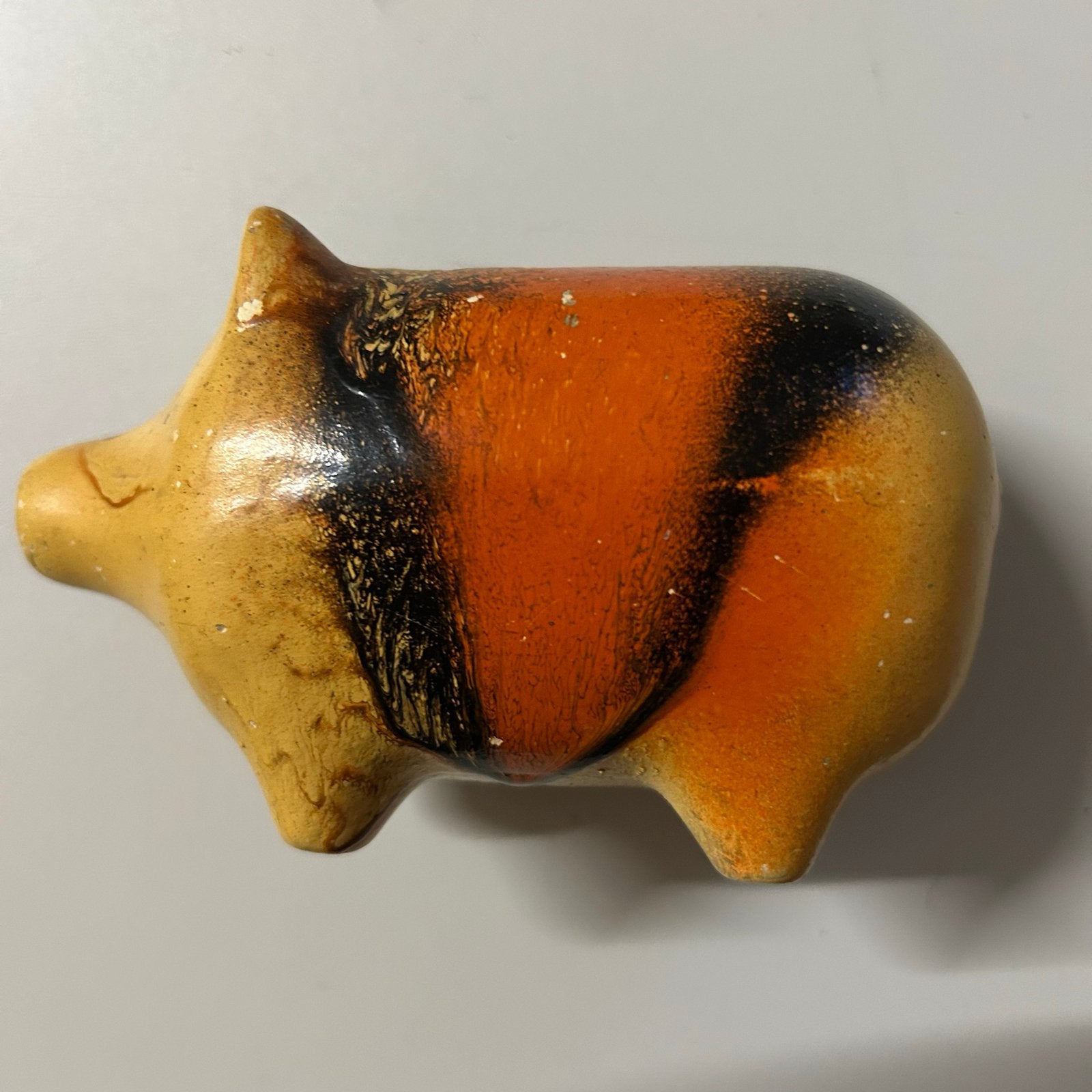 Vintage spaarvarken, 12 cm, oranje/zwart/geel, Ophalen of Verzenden, Gebruikt, Steen, Aardewerk of Keramiek, Dier