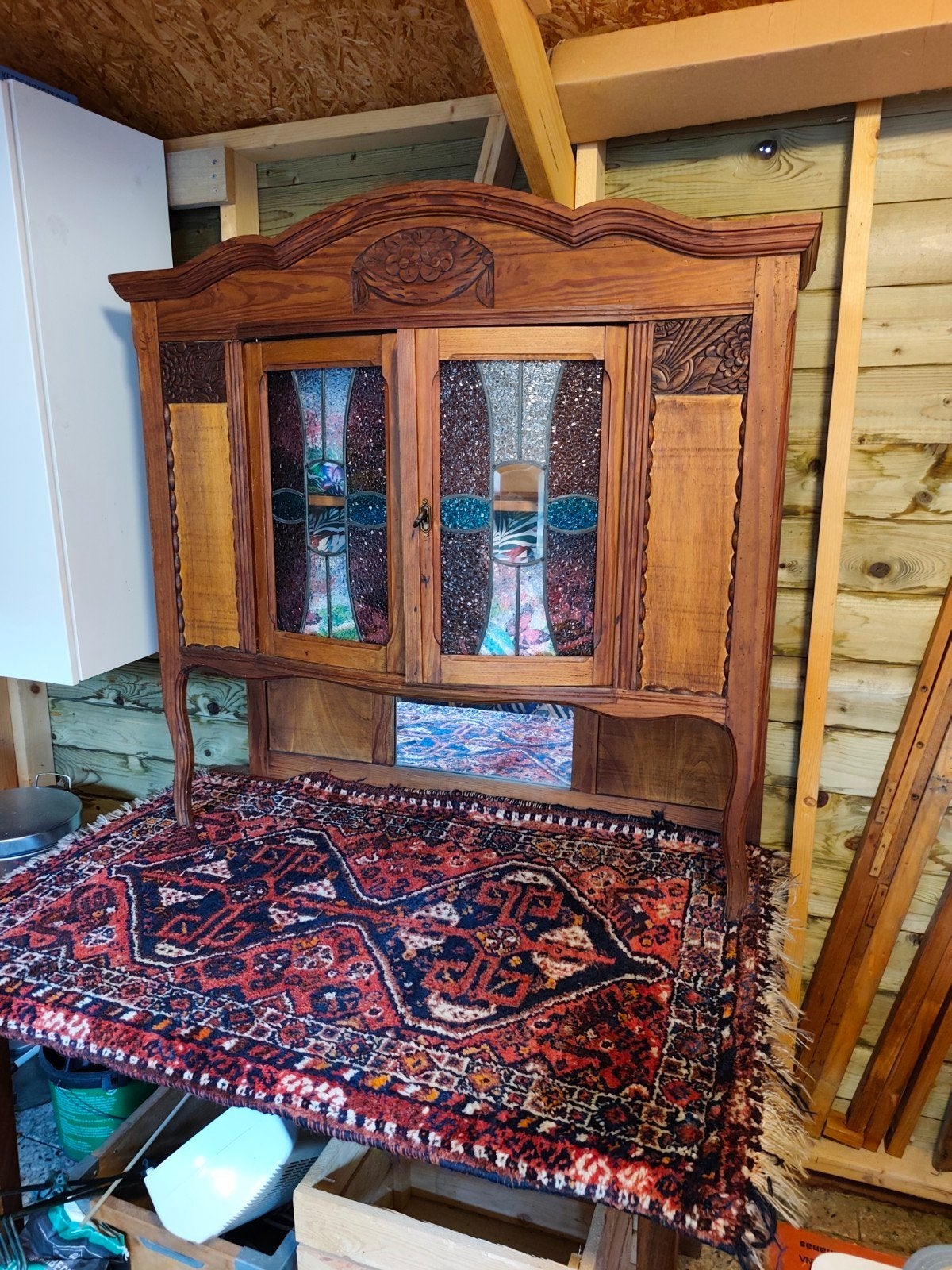 Antieke houten kast met glas-in-lood deuren (gerestaureerd), Ophalen