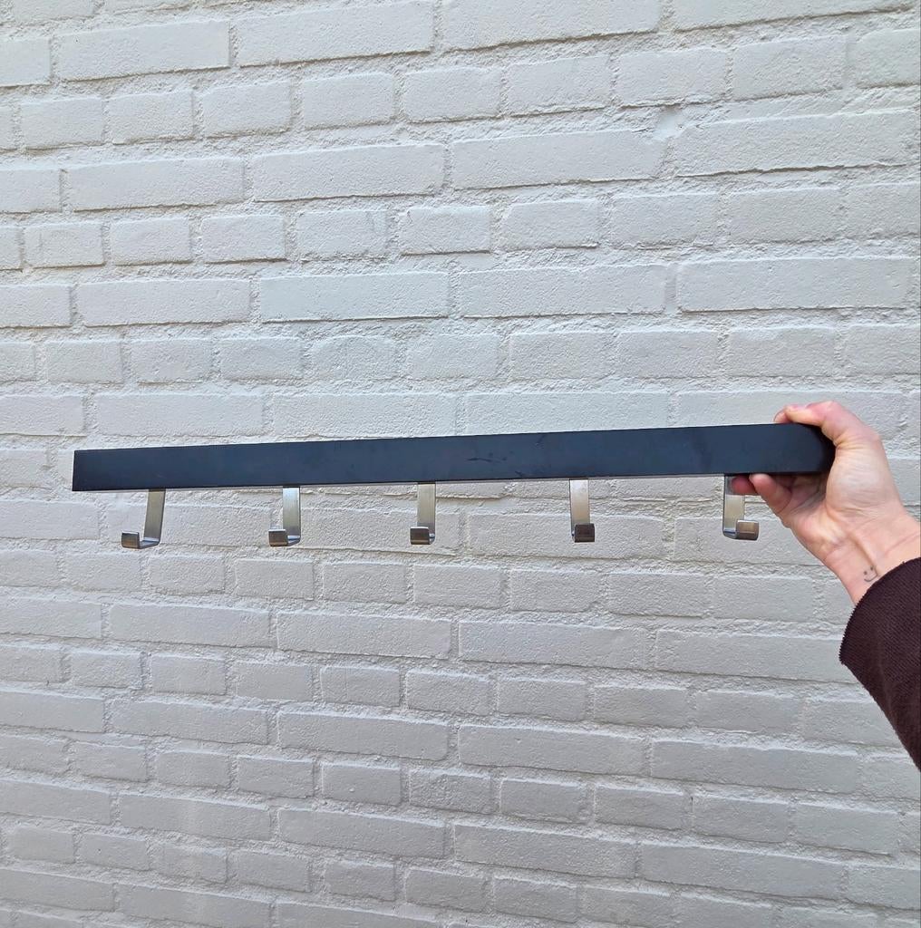 Tjusig kapstok ikea voor aan de muur, Huis en Inrichting, Zo goed als nieuw, Minder dan 100 cm, Metaal, Ophalen
