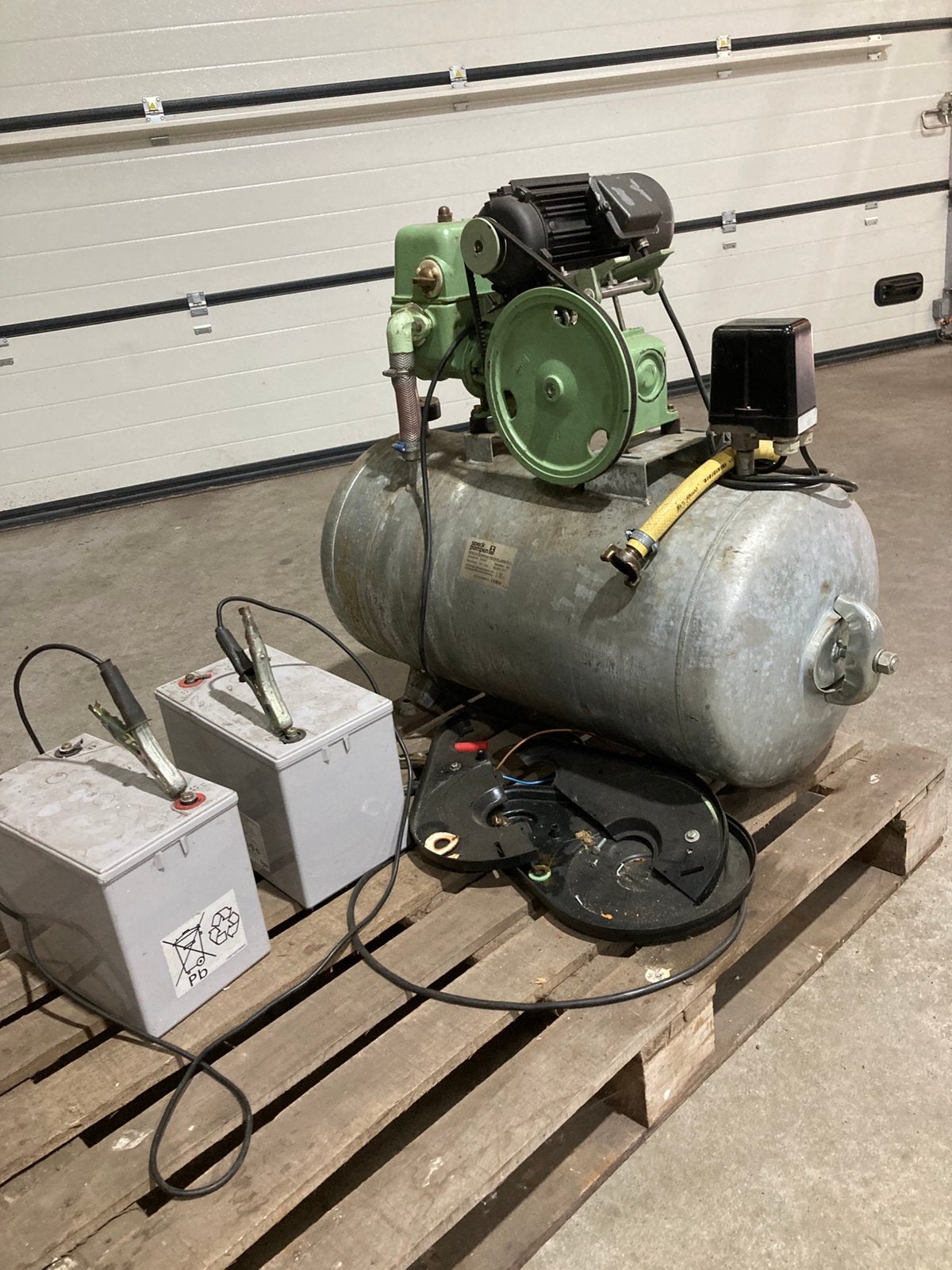 Speck hydrofoor 24 volt 200€, Ophalen, Gebruikt, Motor en Techniek