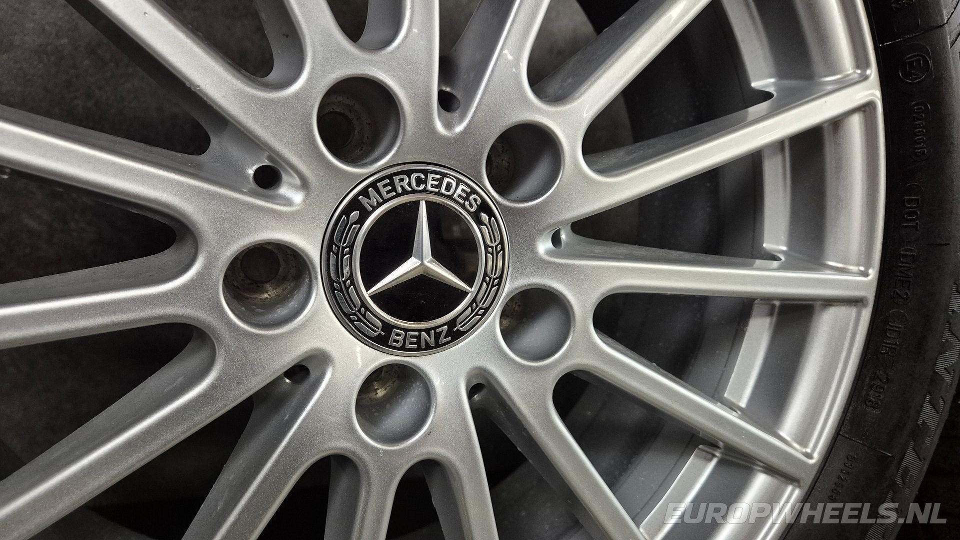 18 inch Mercedes GLA X156 velgen winterbanden nieuw, Auto-onderdelen, 18 inch, 215 mm, -, -