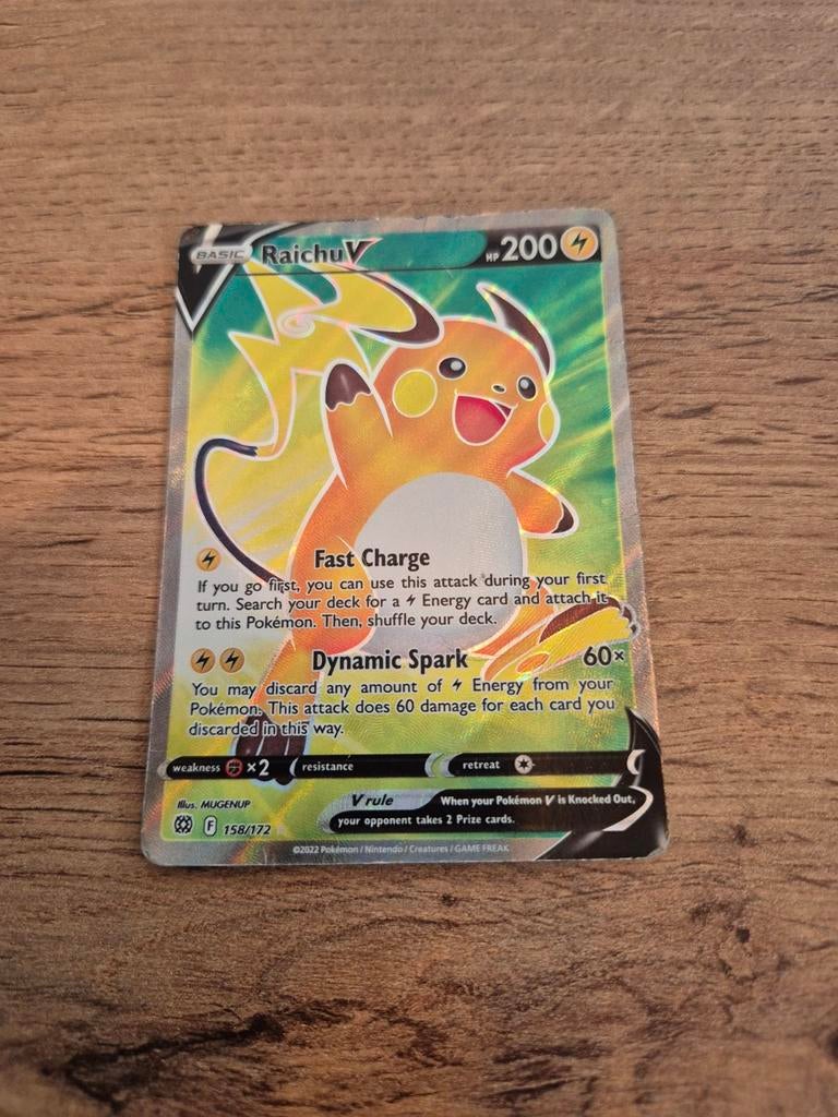 Raichu V 158/172 Pokémon kaart - Brilliant Stars, Ophalen of Verzenden, Zo goed als nieuw, Losse kaart, Foil