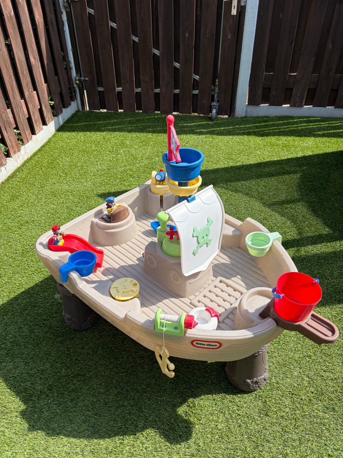 Little Tikes zand- en watertafel Piratenboot, Ophalen, Gebruikt