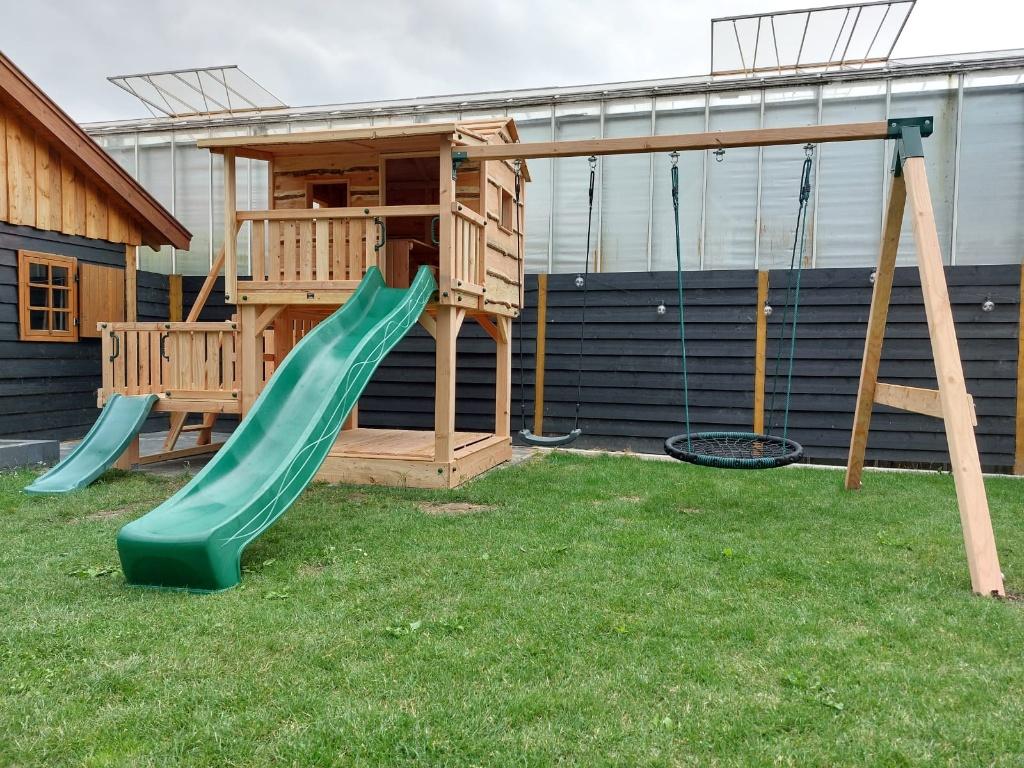 BOOMHUT VILLA speeltoren speelhuis klimtoren speeltoestel, Kinderen en Baby's, Speelgoed | Buiten | Speeltoestellen, Ophalen, Nieuw