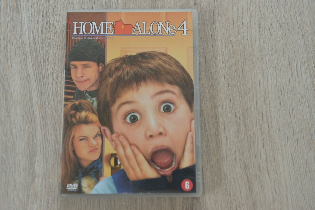HOME ALONE DEEL 4, Alle leeftijden, Verzenden, Zo goed als nieuw