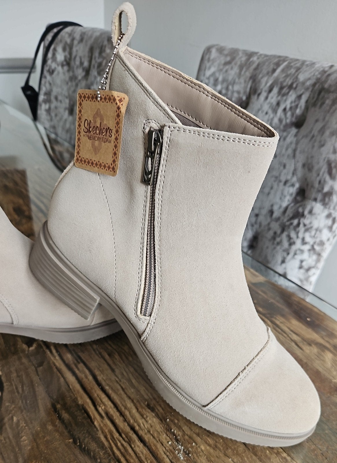 nieuw nieuwe Skechers Tenley Suède Enkellaarsjes Mushroom, Kleding | Dames, Ophalen of Verzenden, Nieuw, Beige