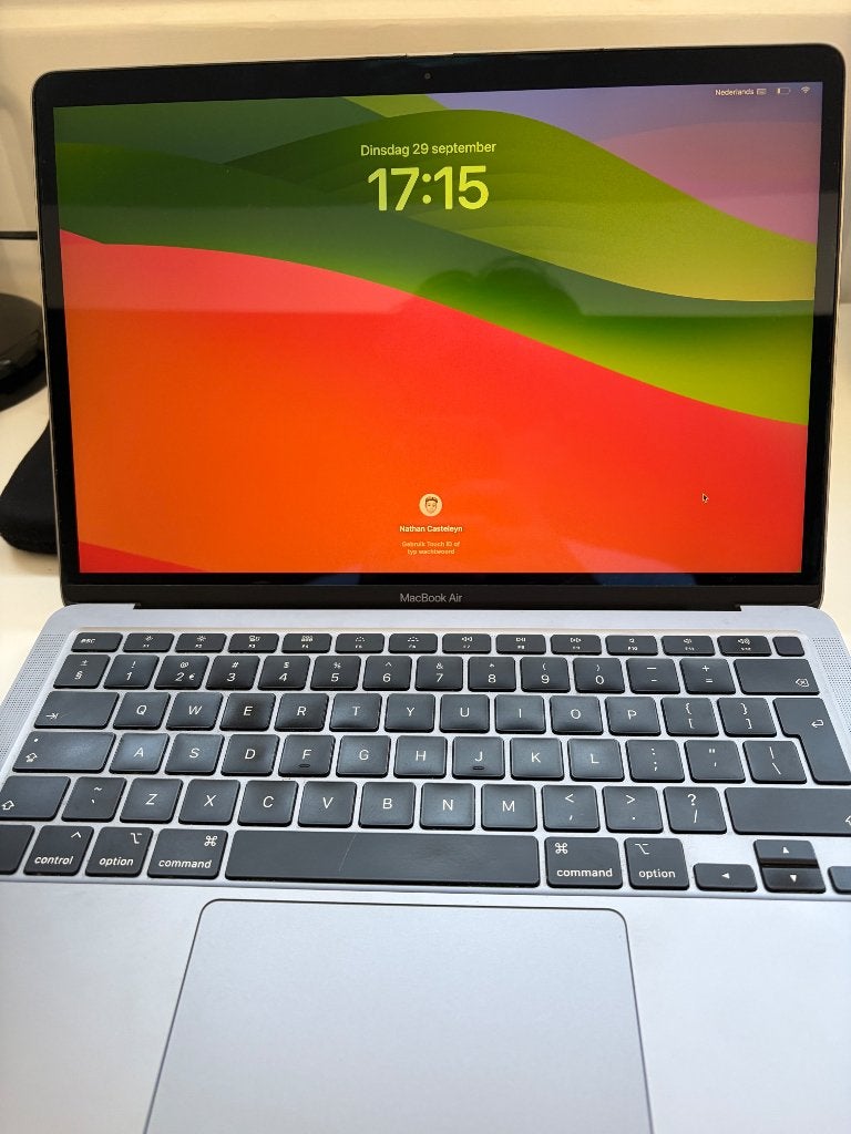 Foto 3 van MacBook Air M1 2020 512gb