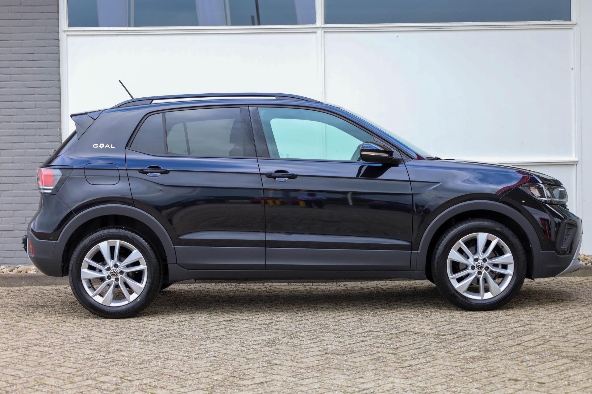Volkswagen T-Cross 1.0 TSI 115pk DSG Life Edition | Trekhaak, 12 maanden, Gebruikt, 116 pk, Zwart