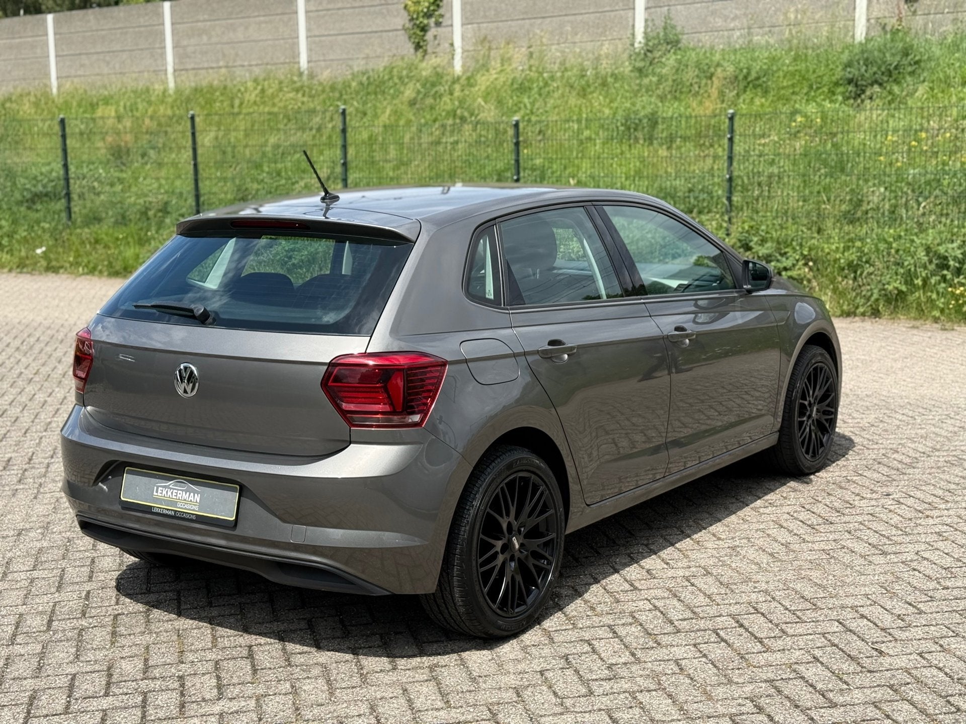 Volkswagen Polo 1.0 TSI Comfortline 1E EIGENAAR I 95PK I BLU, Auto's, Volkswagen, Voorwielaandrijving, Gebruikt, 95 pk, 1055 kg