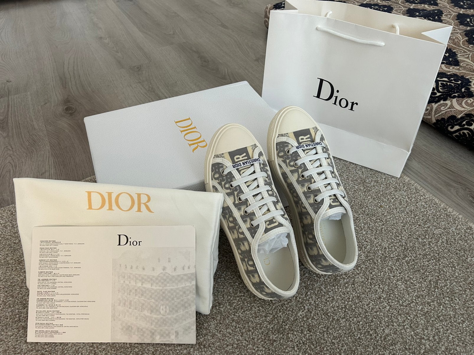 Walk’nDior-sneaker, Kleding | Dames, Schoenen, Nieuw, Ophalen of Verzenden, Sneakers of Gympen, Grijs