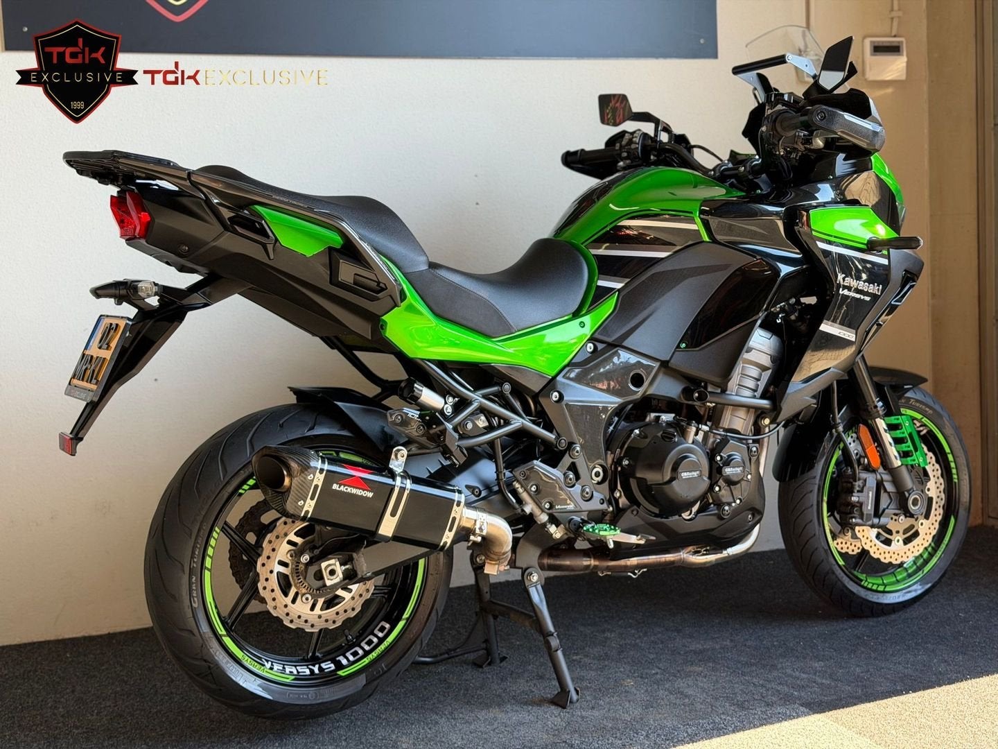 KAWASAKI VERSYS 1000 BLACK WIDOW TOPSTAAT (650 1100), 4 cilinders, Motorrijbewijs A, Bedrijf, Meer dan 35 kW