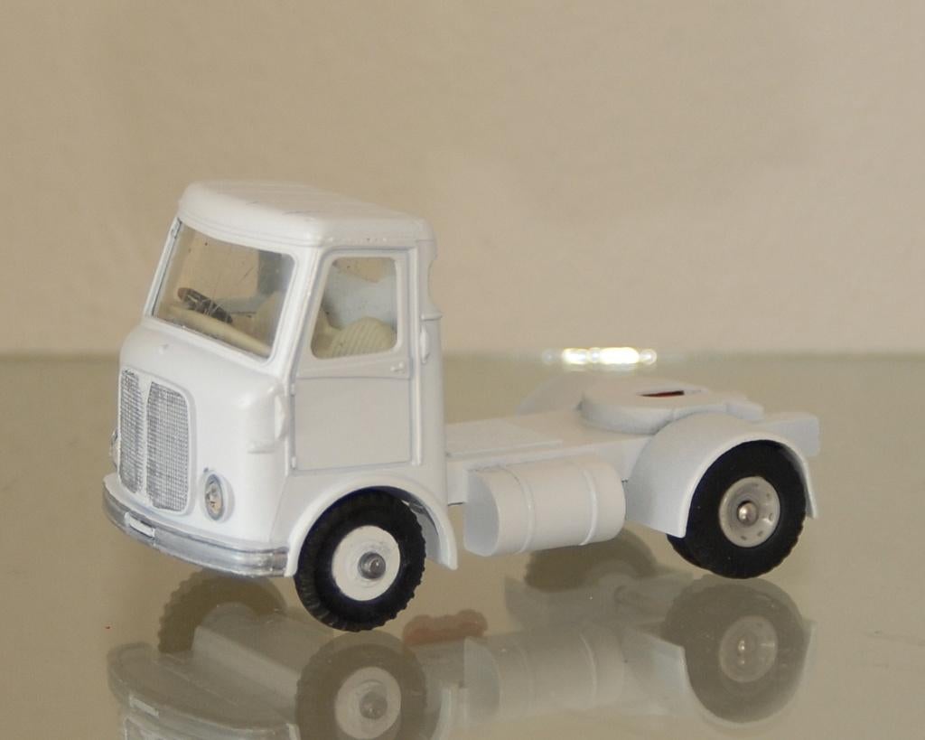 dinky toys, Verzenden, Gebruikt, Bus of Vrachtwagen, Dinky Toys