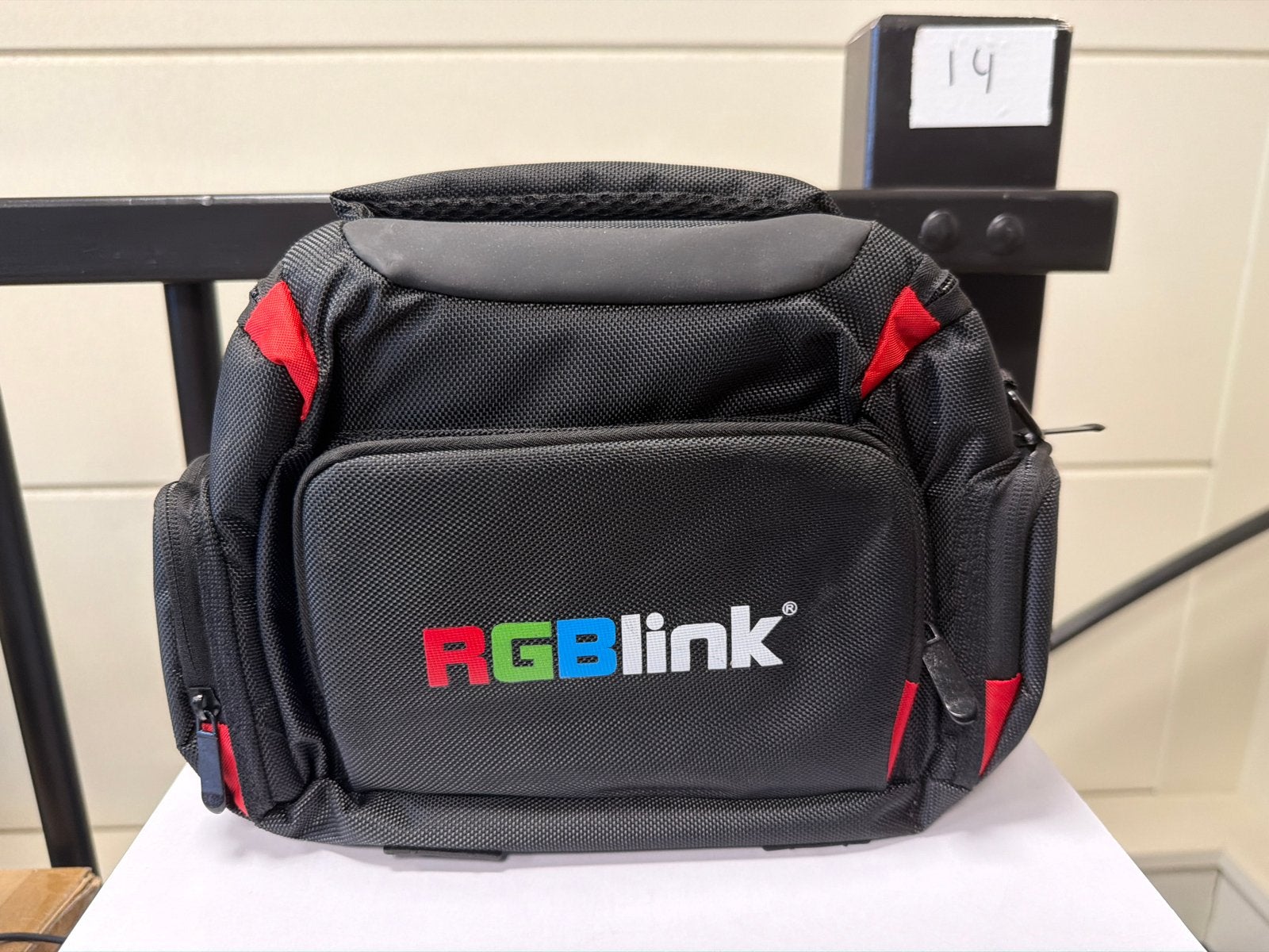 RGBLINK Kleine Schoudertas - Zwart met Rode Accenten, Overige merken, Gebruikt, -, Zwart
