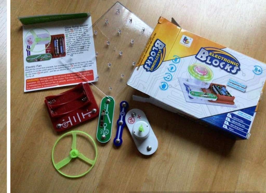 Doosje Electronic Blocks 🌺 is compleet, Ophalen of Verzenden, Zo goed als nieuw, Jongen of Meisje