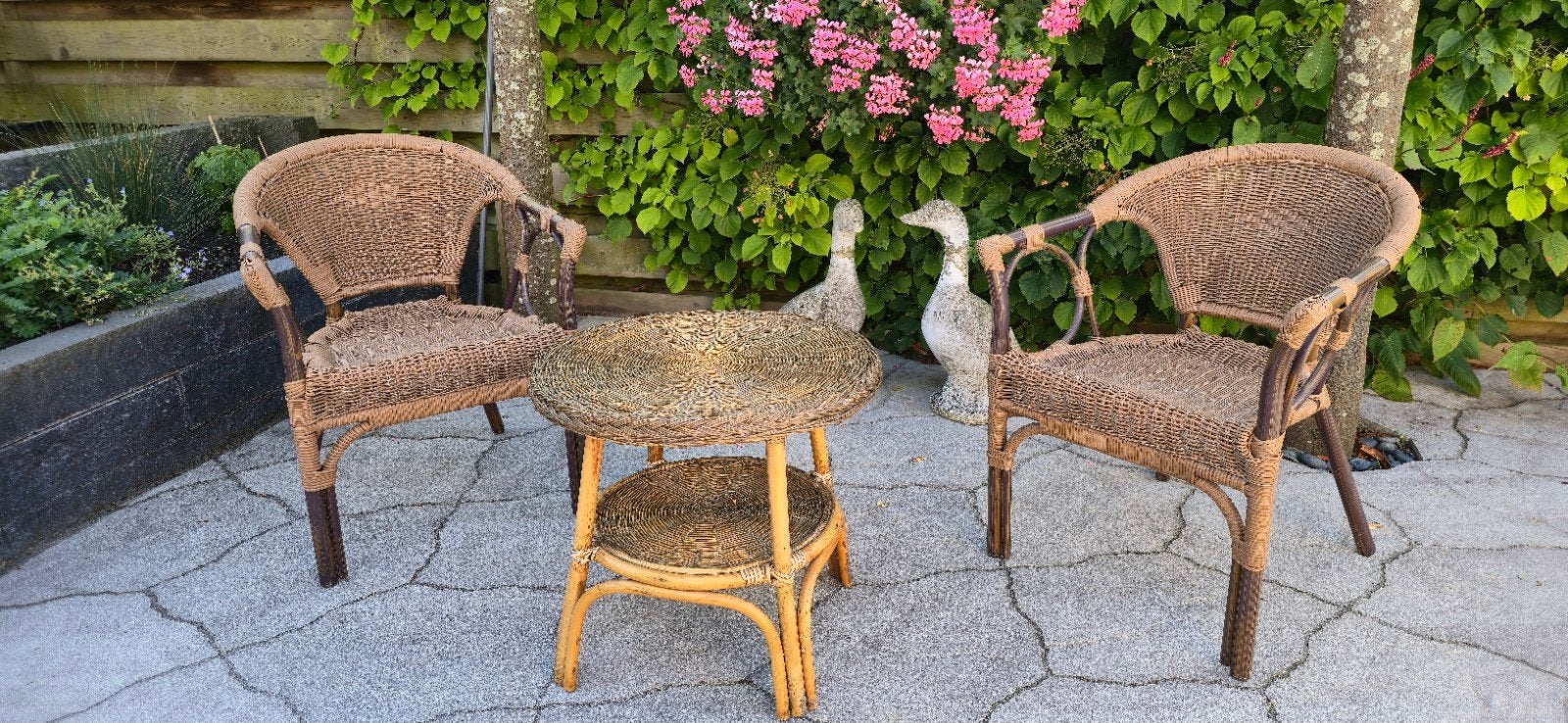 Leuke tuinset 4 rieten(kunststof)stoelen & tafeltje, Tuin en Terras, Ophalen, 4 zitplaatsen, Kunststof, Gebruikt