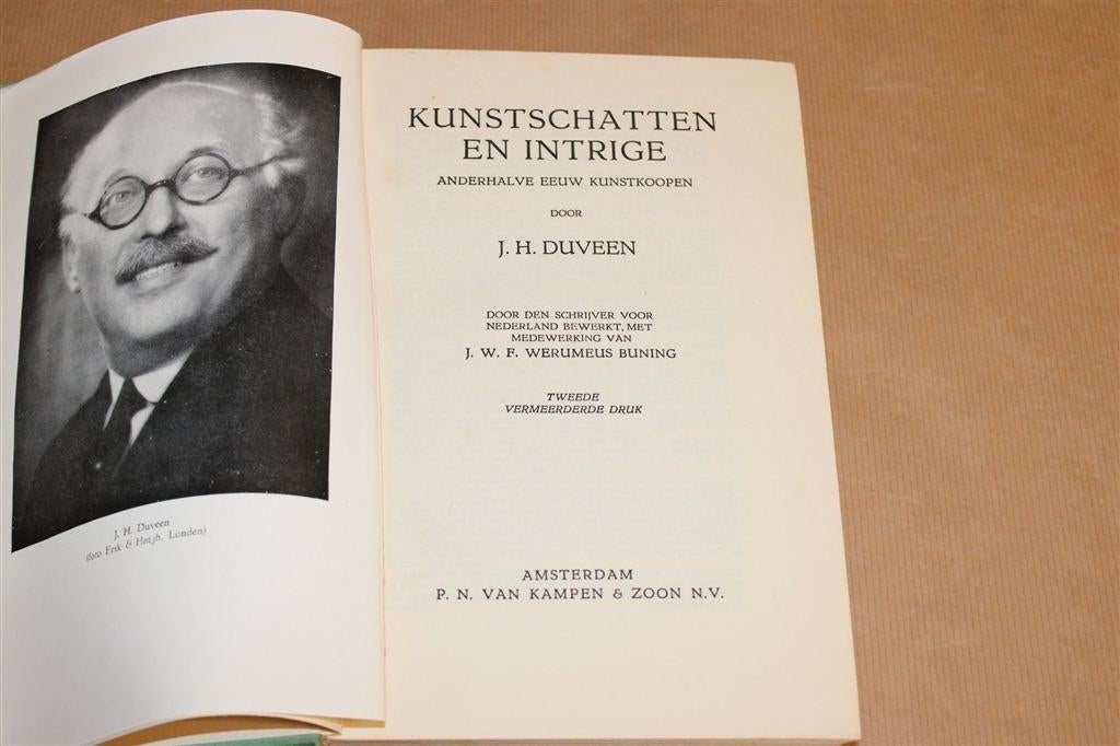 Kunstschatten & Intrige — 1,5 Eeuw Kunstkopen [1950], Ophalen of Verzenden, Gelezen