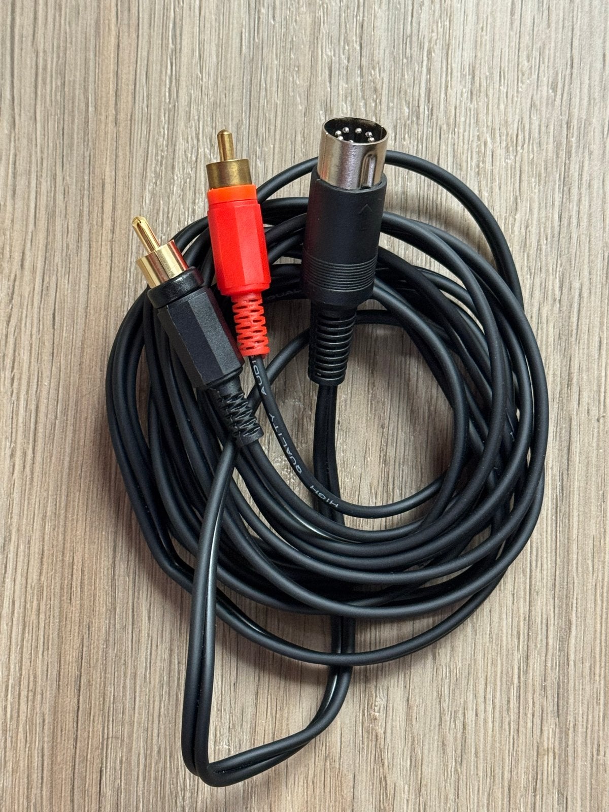 B&O Powerlink DIN8 naar RCA verloopkabel ( 3 meter), Audio, Tv en Foto, Audiokabels en Televisiekabels, Ophalen of Verzenden, Nieuw