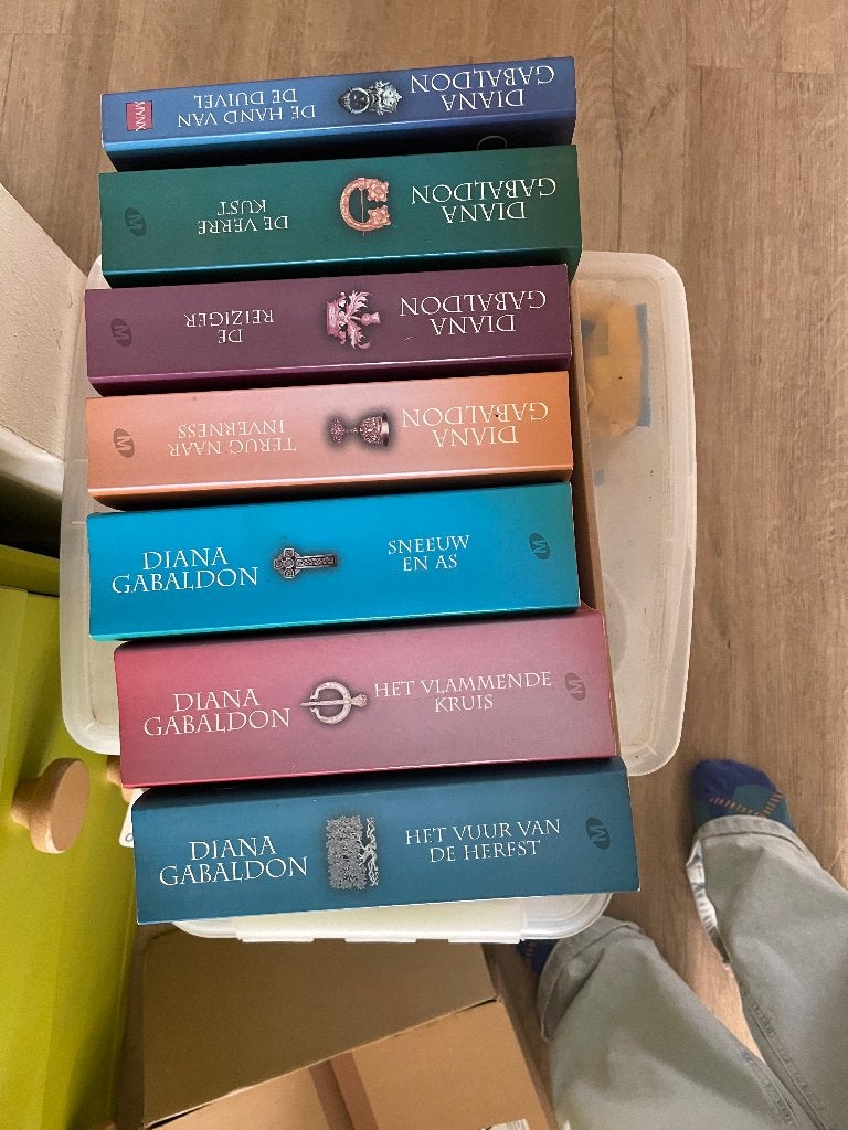 Diana Gabaldon - de reiziger 7 boeken, Boeken, Ophalen of Verzenden, Gelezen, Diana Gabaldon