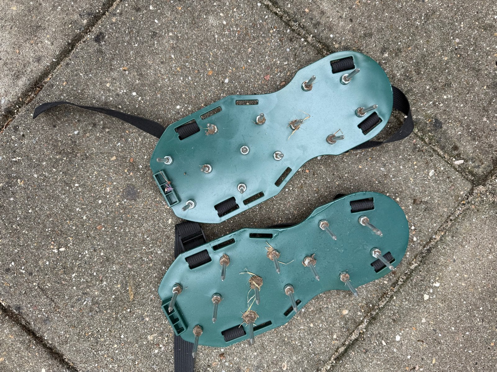 Gazonpriksandalen voor een gezond gazon, Ophalen of Verzenden, Gebruikt, Overige soorten