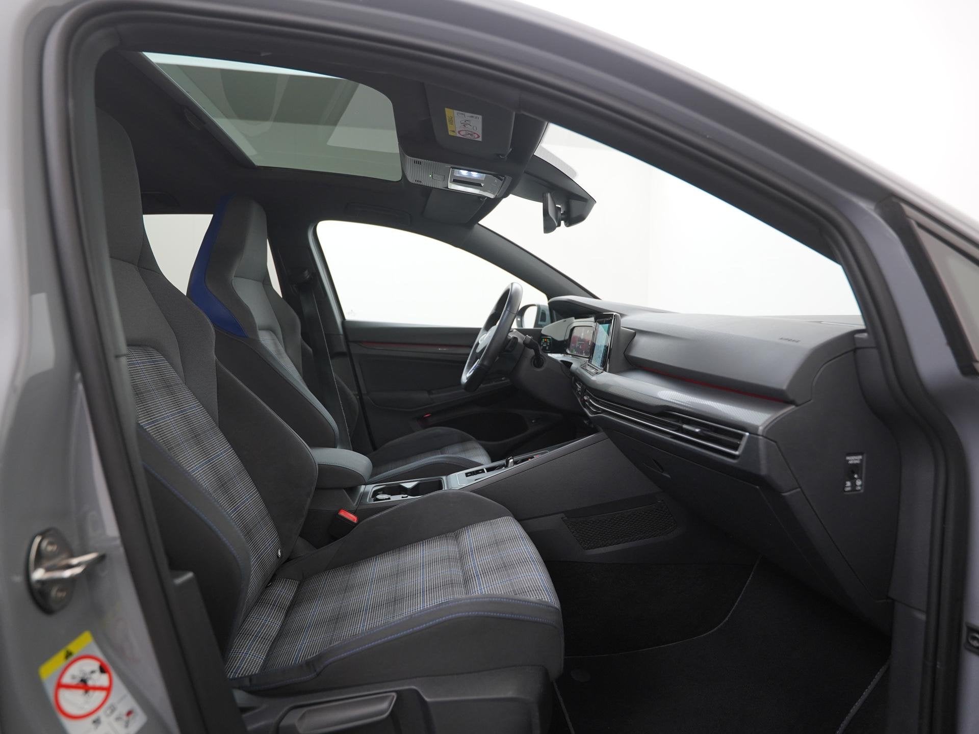 Volkswagen Golf 1.4 eHybrid GTE | Schuifdak | Stuur & Stoel, Stof, Gebruikt, Euro 6, 4 cilinders