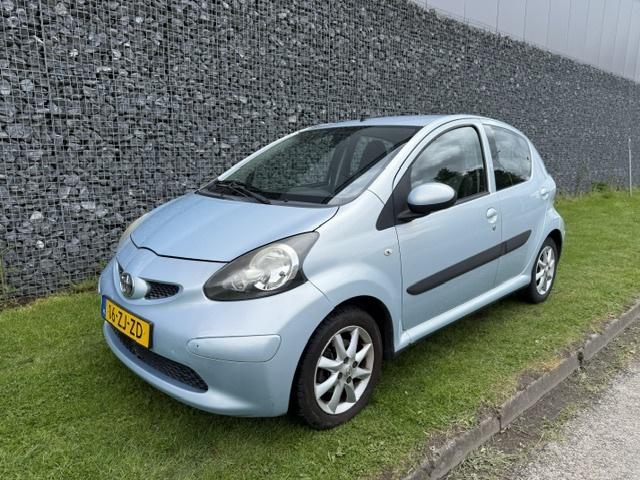 Toyota Aygo 1.0-12V + Airco (bj 2008), Gebruikt, 68 pk, Origineel Nederlands, Bedrijf