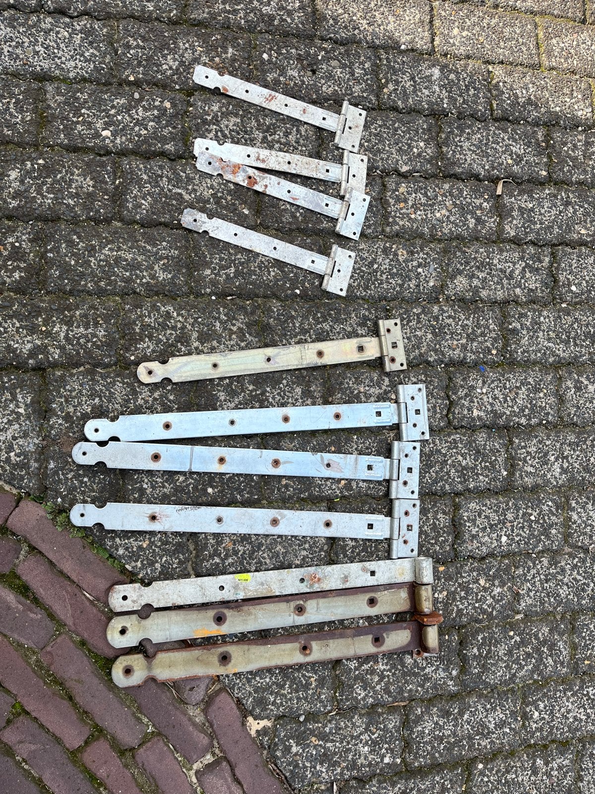 Diverse gebruikte scharnieren en hengen, Ophalen of Verzenden, Gebruikt, 100 tot 250 mm, Overige typen