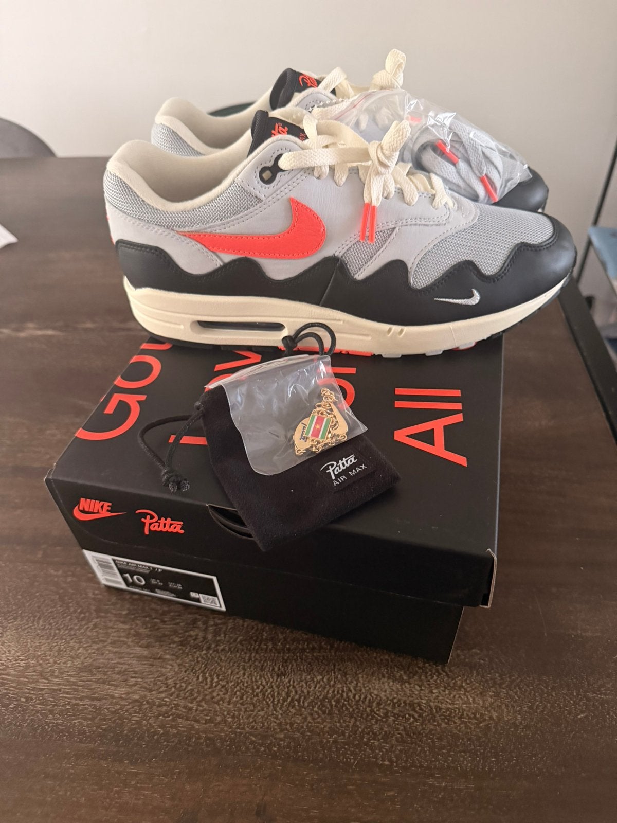 NIKE AIR MAX 1 PATTA WAVE F&F 1/200  patta, Kleding | Heren, Schoenen, Overige kleuren, Nieuw, Ophalen of Verzenden, Sneakers of Gympen