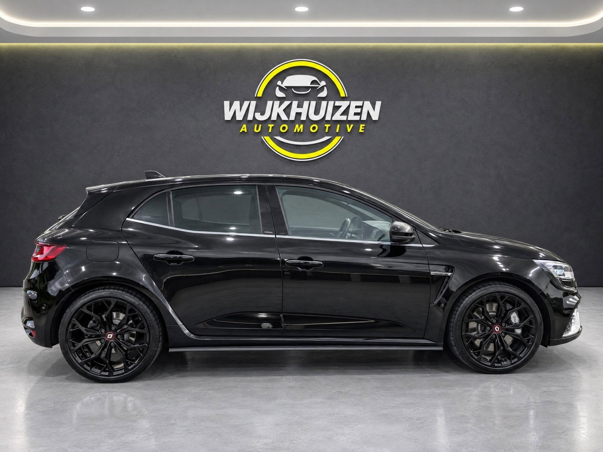 Renault Mégane 1.8 TCe 280 RS met Led ! Head Up ! Dealer On, Auto's, Dealer onderhouden, Gebruikt, 4 cilinders, Leder en Stof