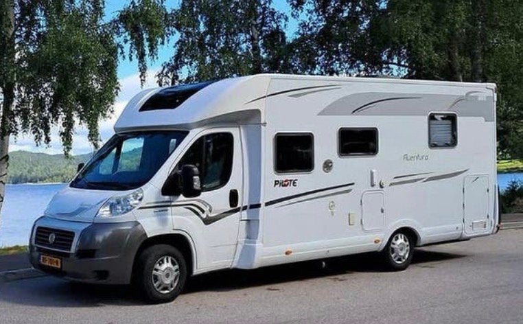 Caravans And Camping Pilote