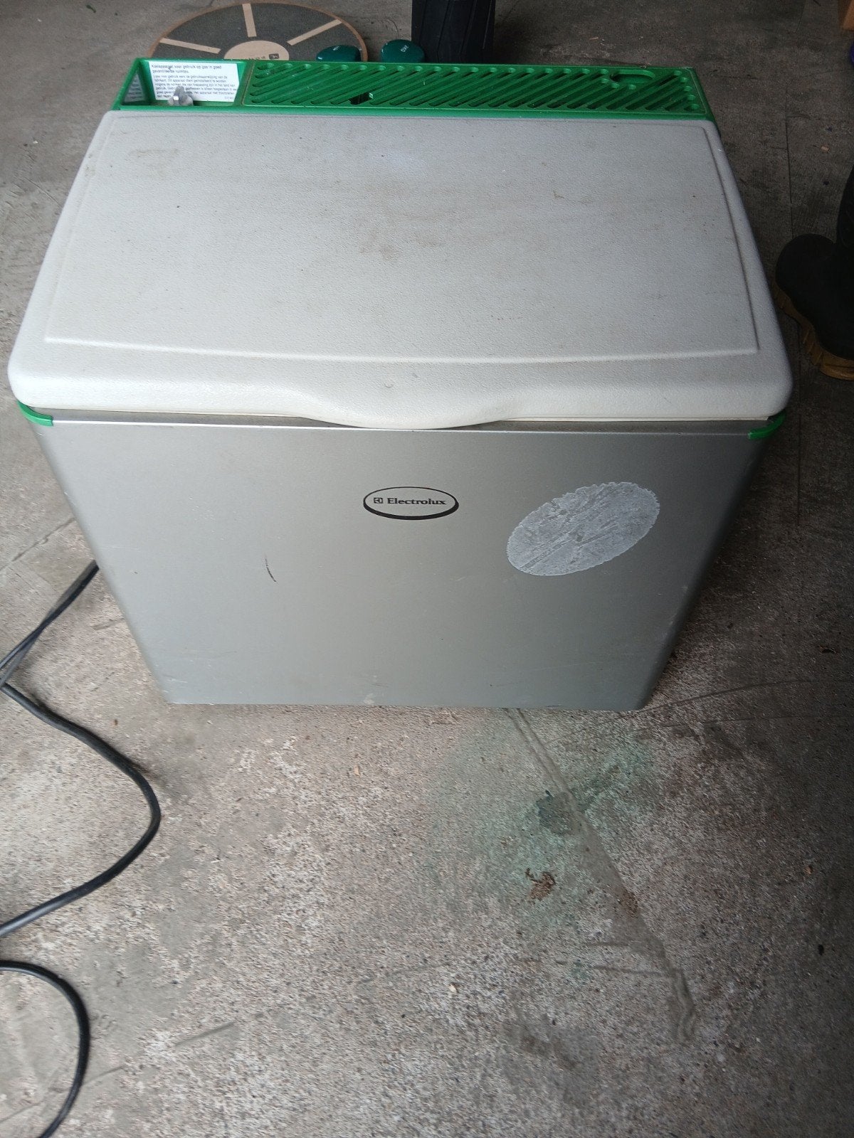 Electrolux RC 1600 EGP Koelbox - 35L, Ophalen, Gebruikt, Koelbox, Elektrisch