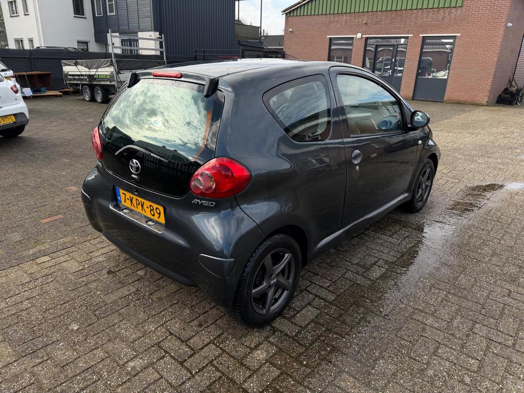 Toyota Aygo 1.0 | Airco | E-Ramen | Sportvelgen |, Auto's, Toyota, Voorwielaandrijving, Gebruikt, 4 stoelen, Elektrische ramen