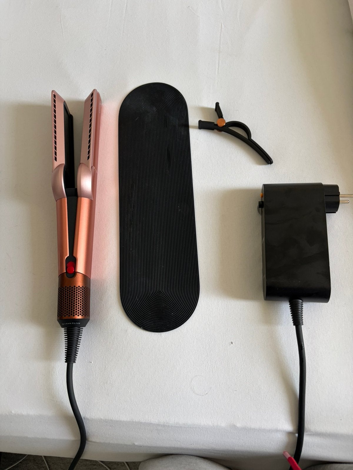 Dyson airstrait amber silk, Ophalen of Verzenden, Zo goed als nieuw