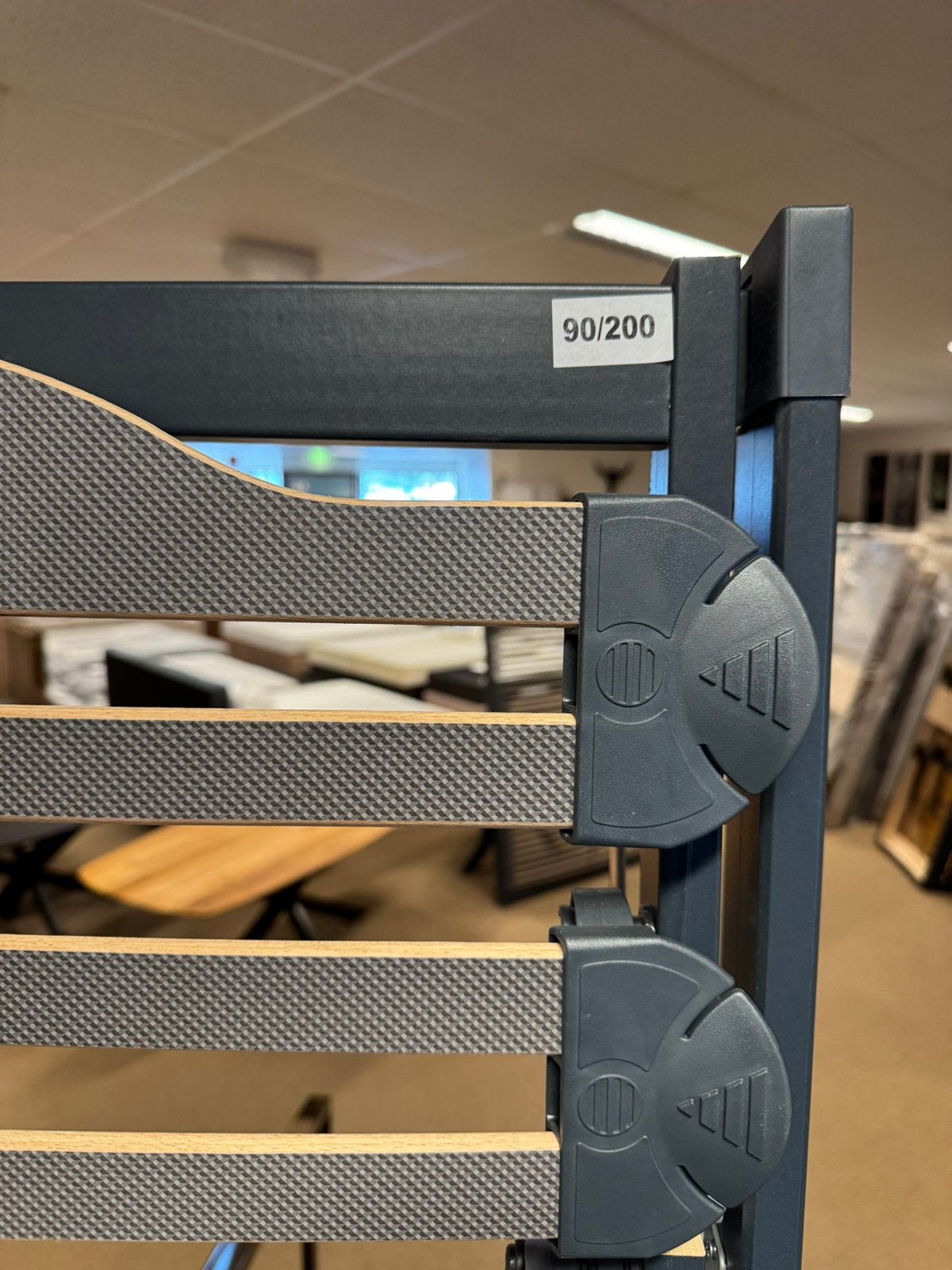 Elektrisch 90x200cm verstelbare lattenbodem met 28 lats, Ophalen, 90 cm, Eenpersoons, Nieuw