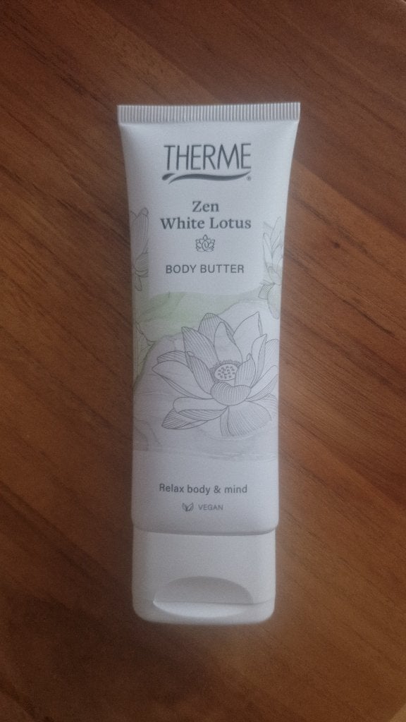 Therme Zen White Lotus Body Butter - Nieuw, Ophalen of Verzenden, Nieuw, Bodylotion, Crème of Olie