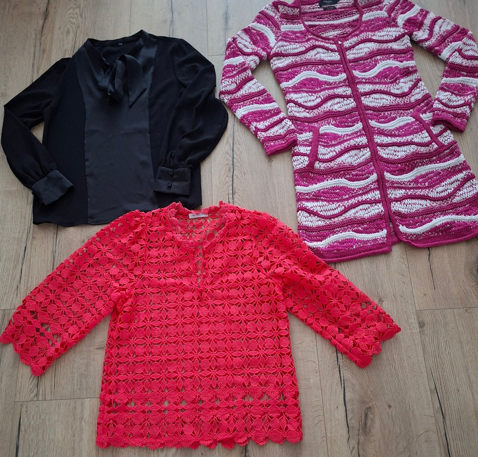 Glaudia strater,  In Front. vest & 2x blouse, Zwart, Diverse, Zo goed als nieuw, Ophalen
