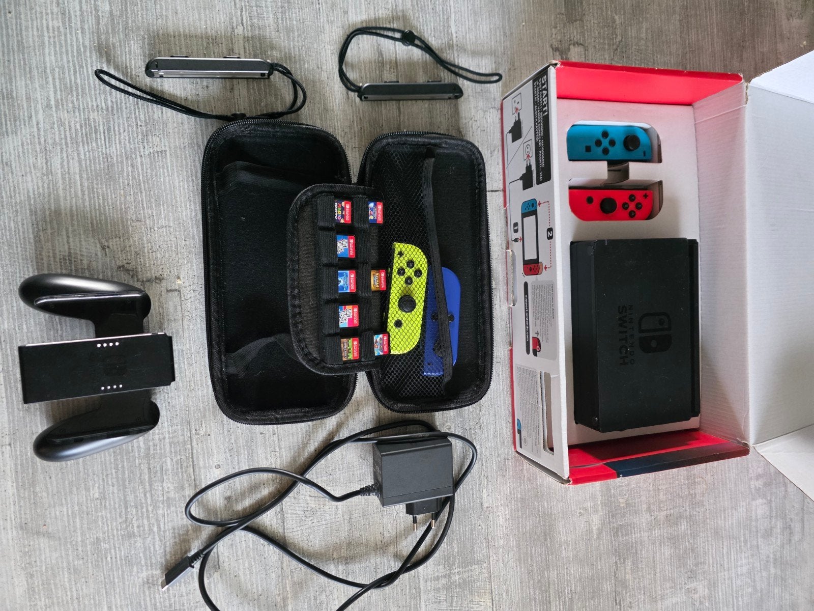 Nintendo Switch V2 – Complete set met 8 games + accessoires, Met 2 controllers, Ophalen of Verzenden, Switch Original, Gebruikt