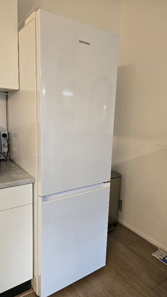 Samsung RB34C605CWW/EF Koel-vries EF combinatie, Witgoed en Apparatuur, Koelkasten en IJskasten, Ophalen, 200 liter of meer, Met aparte vriezer