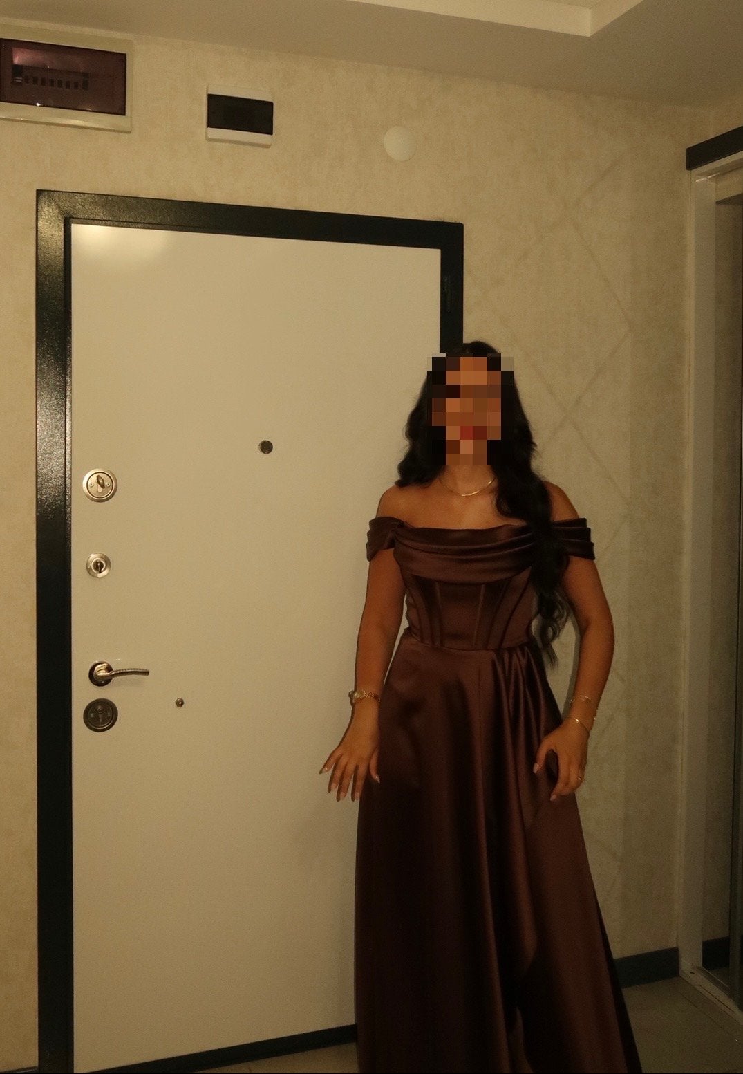 Elegante bruine avondjurk abiye maat M, Bruin, Zo goed als nieuw, Onder de knie, Ophalen